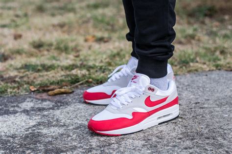 nike air max one schwarz rot|Air Max 1 foot locker.